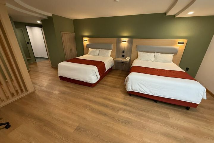 Room 2 of 18