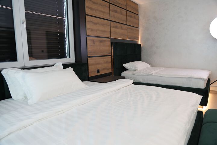 Room 3 of 21