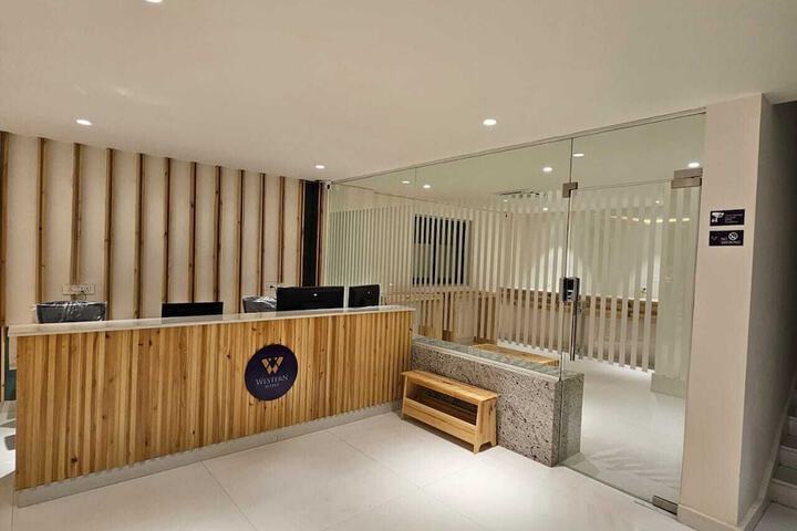 Hotel Interior 3 of 29