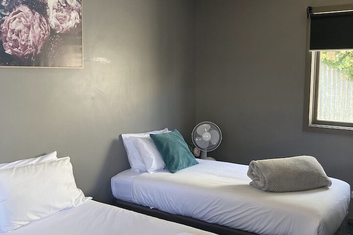 Room 117 of 243