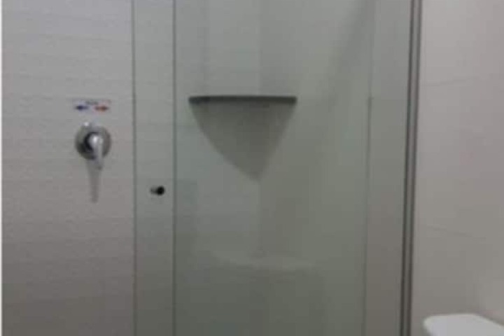 Room 11 of 13