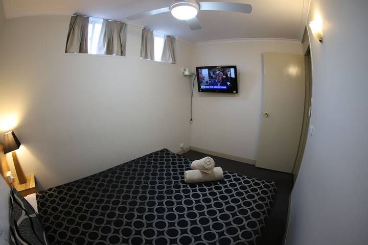 Room 5 of 56