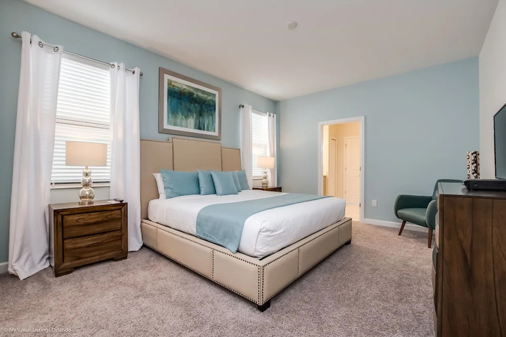 Room 3 of 38