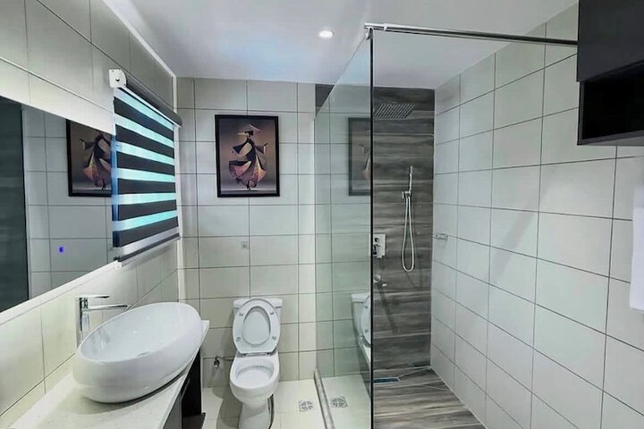 Room 12 of 35