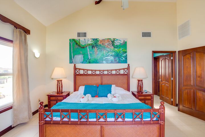 Room 15 of 328