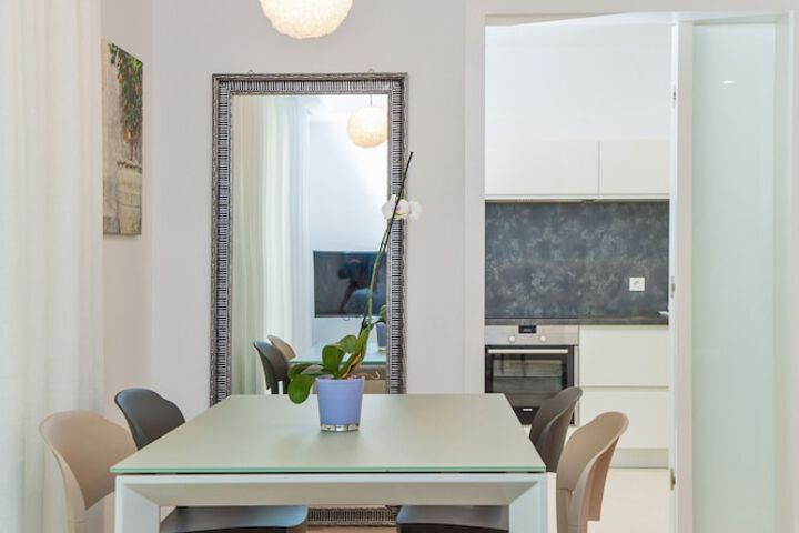 Dining Photos