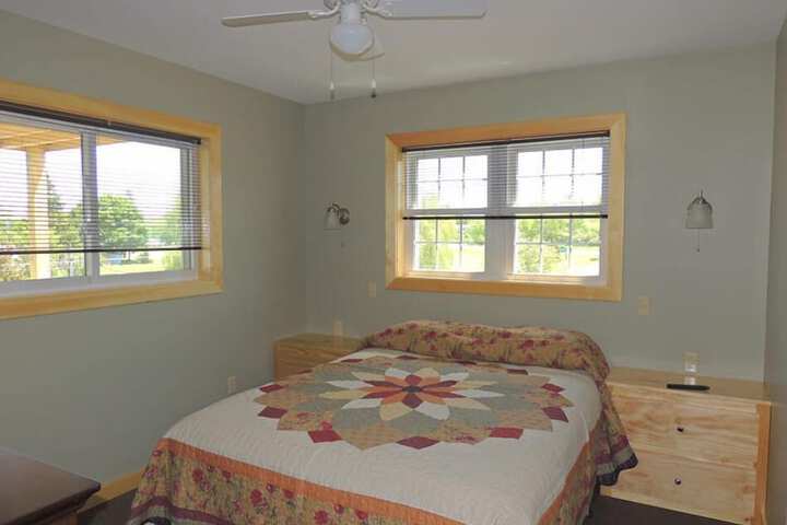 Room 25 of 338
