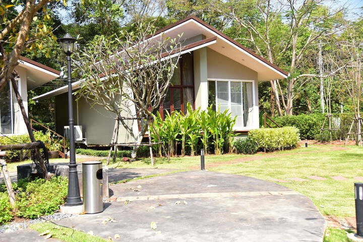 Hotel 92 of 102