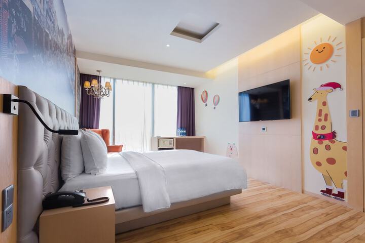 Room 40 of 87