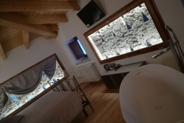 Room 22 of 58