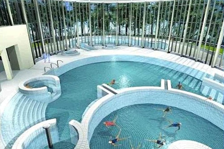 Pool 34 of 51