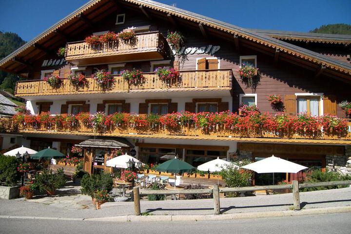 Hotel Floralp