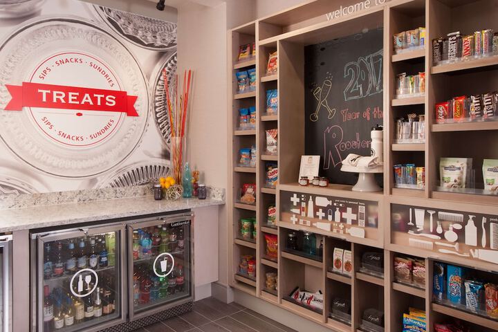 Snack bar