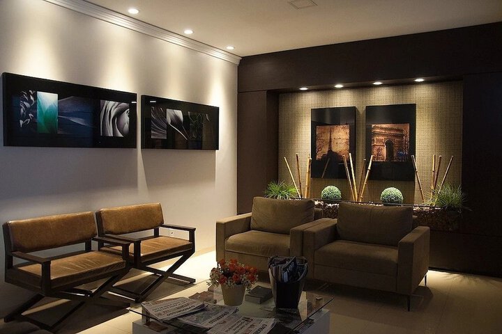 Hotel Interior 4 of 32