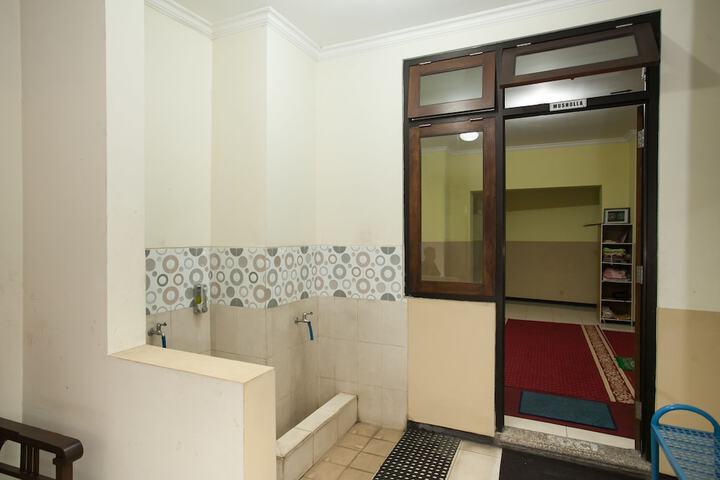 Room 15 of 21