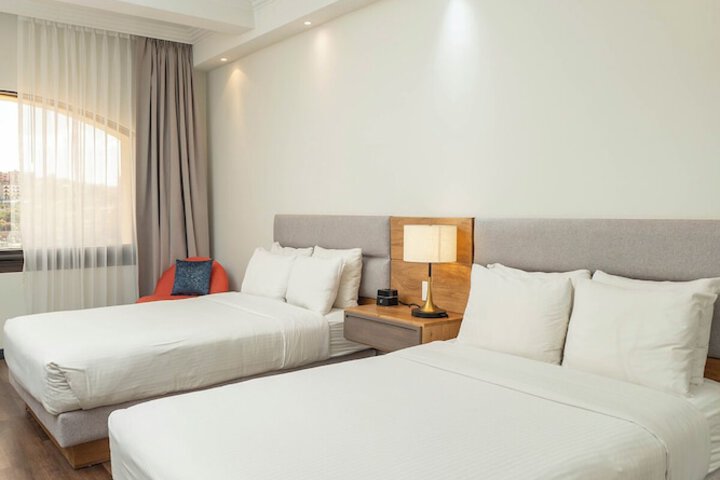 Room 20 of 157