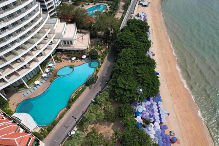 Adriatic Palace Hotel Pattaya