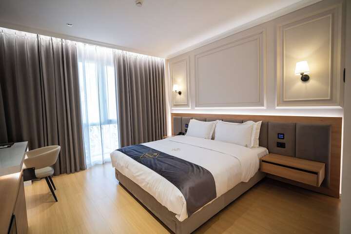 Room 26 of 53