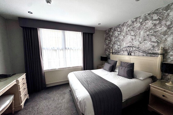 Room 14 of 61