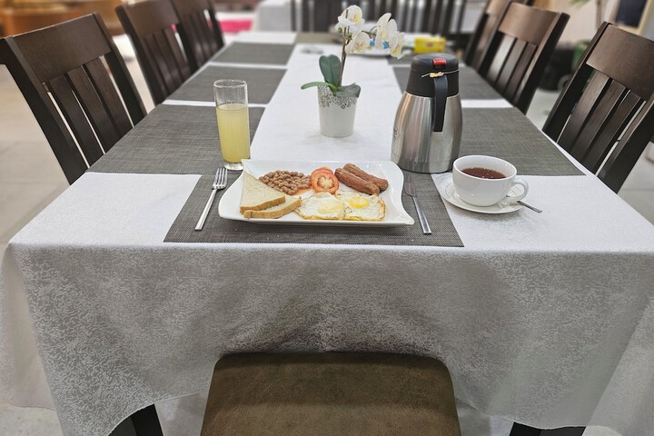 Breakfast/Coffee Service 66 of 79