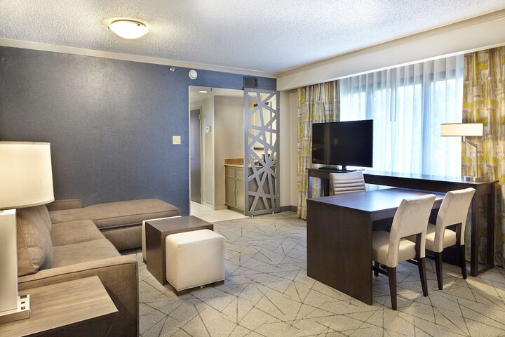 Room 13 of 44