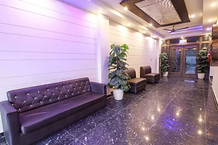 Room 3 of 6