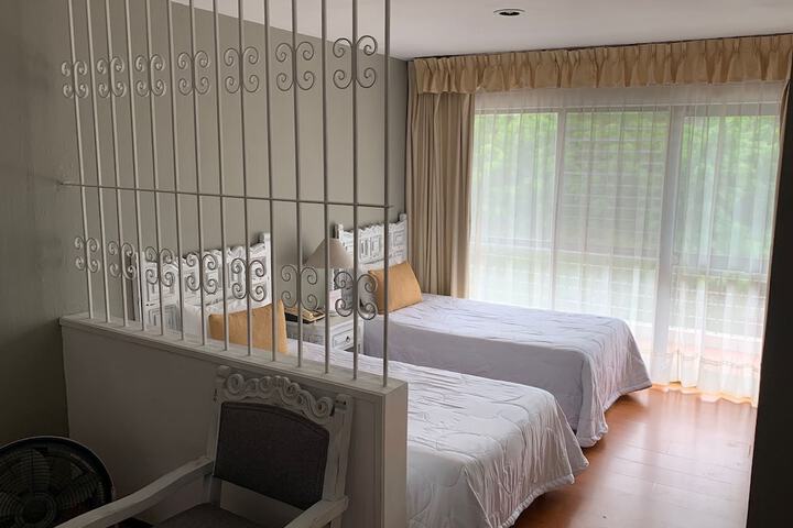 Room 21 of 39