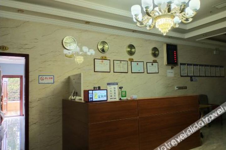 Hotel Interior 9 of 18