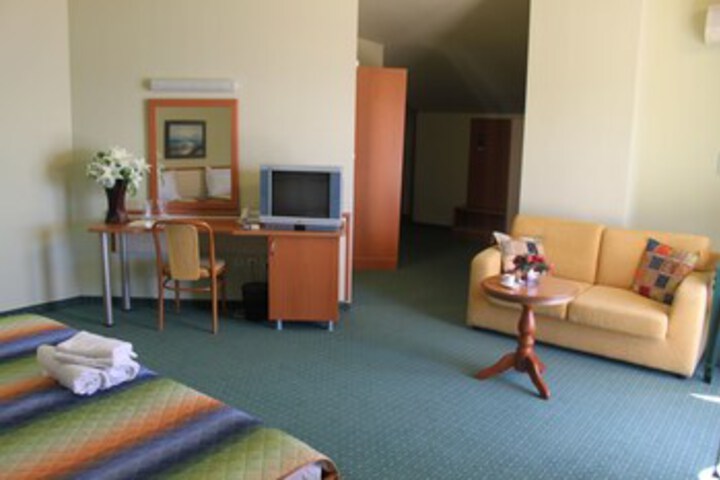 Room 14 of 19