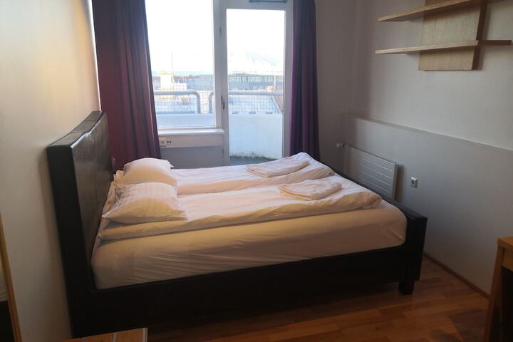 Room 28 of 88
