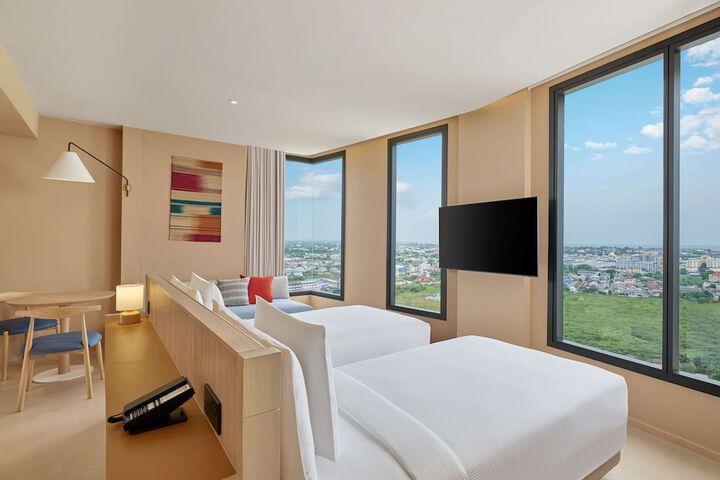 Room 7 of 39