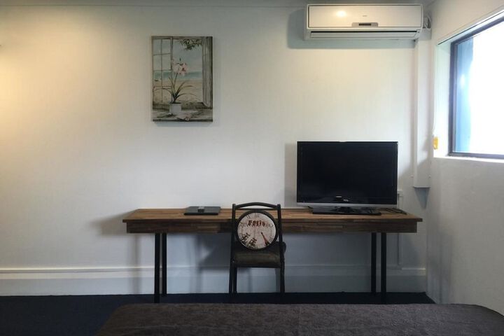Room 4 of 43