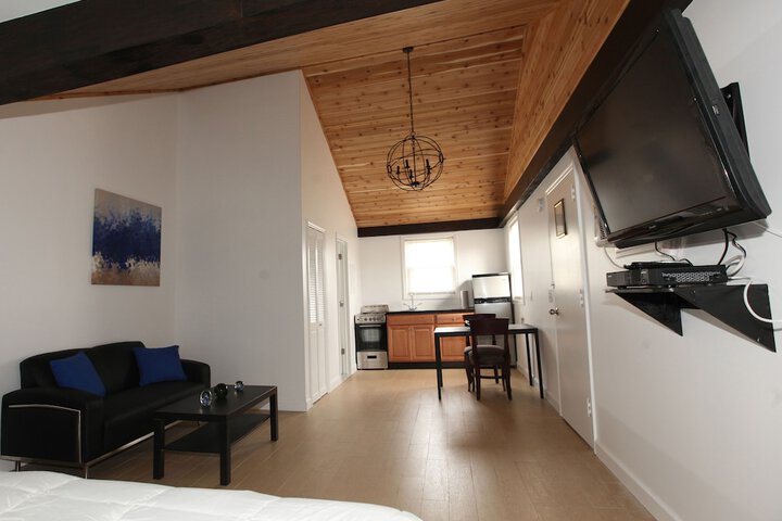 Room 15 of 54