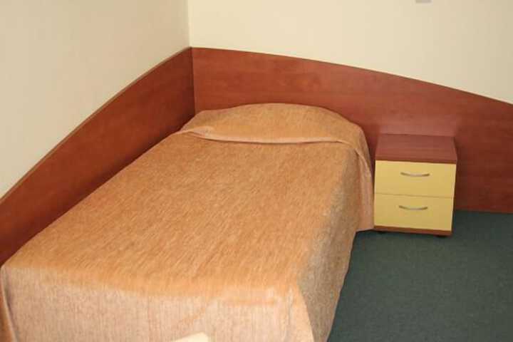 Room 8 of 61