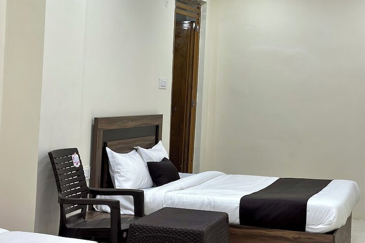 Room 3 of 13