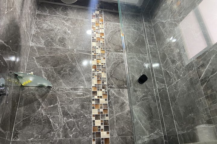 Room 37 of 48