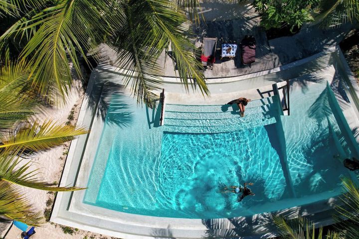 Pool 71 of 139