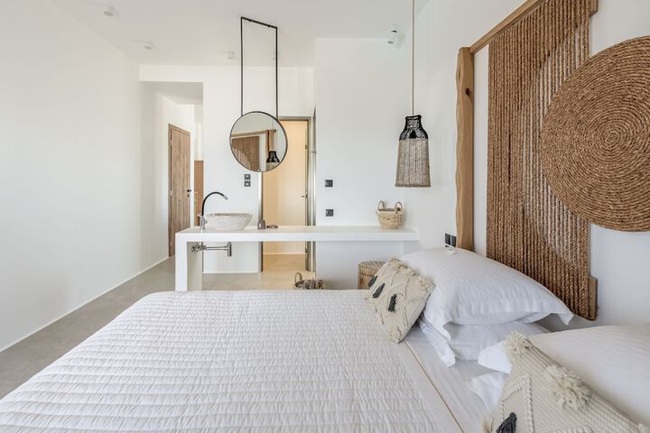 Room 32 of 121