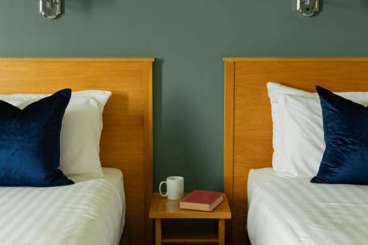 Room 22 of 54