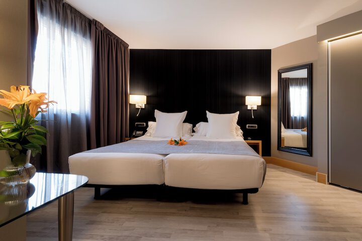 Room 82 of 110