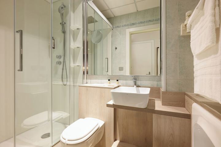 Bath Interior