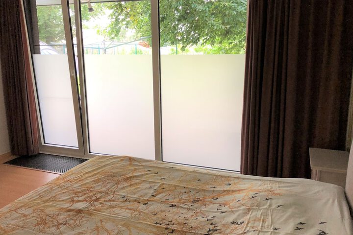 Room 4 of 38