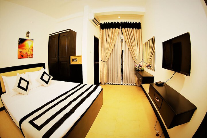 Room 20 of 24