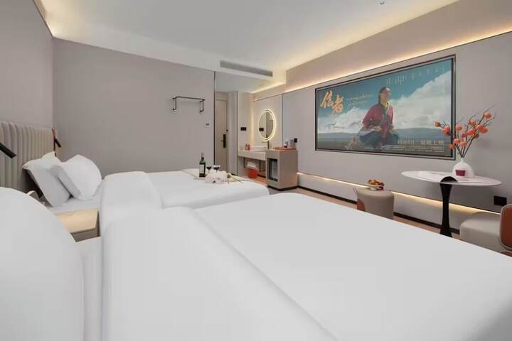 Room 22 of 29