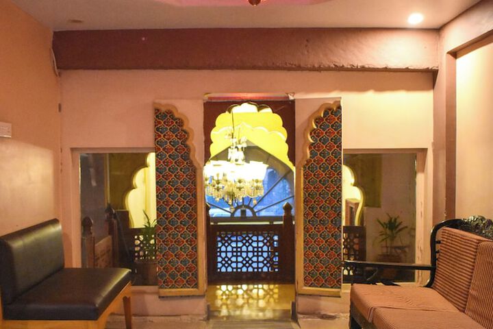 Hotel Interior 6 of 47