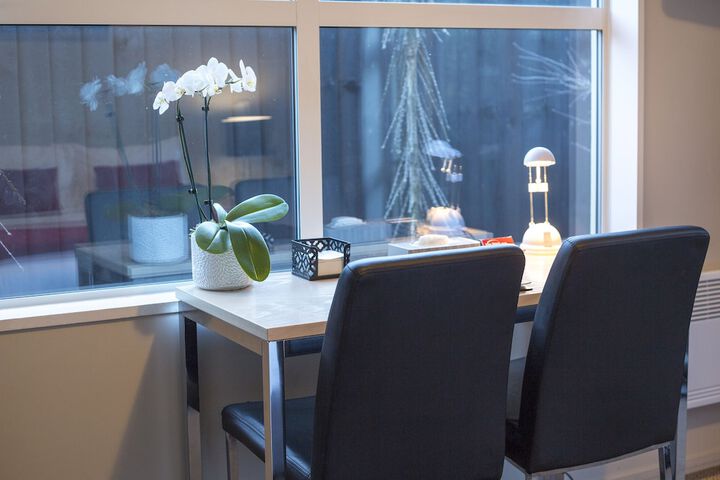Room 10 of 26
