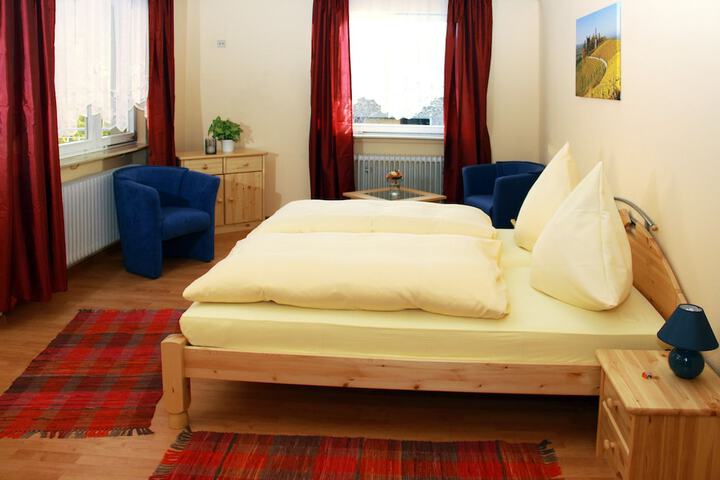 Room 3 of 12