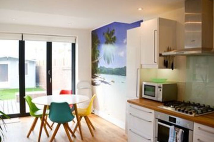 Room 10 of 20