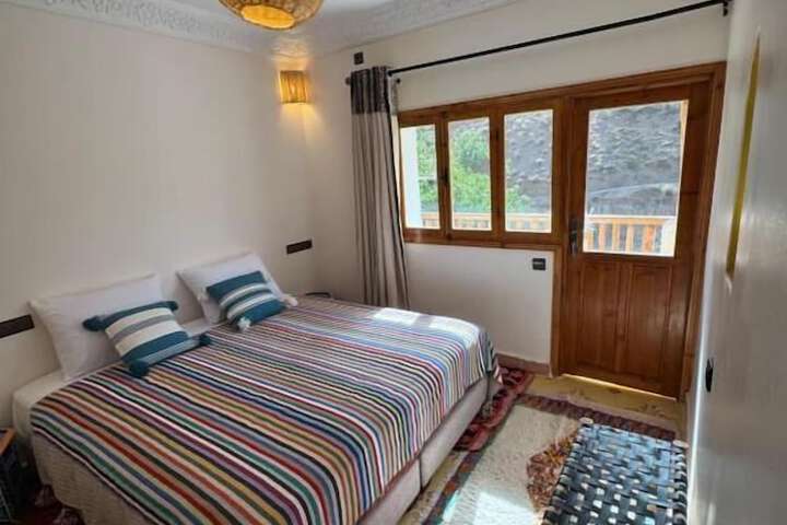 Room 5 of 42