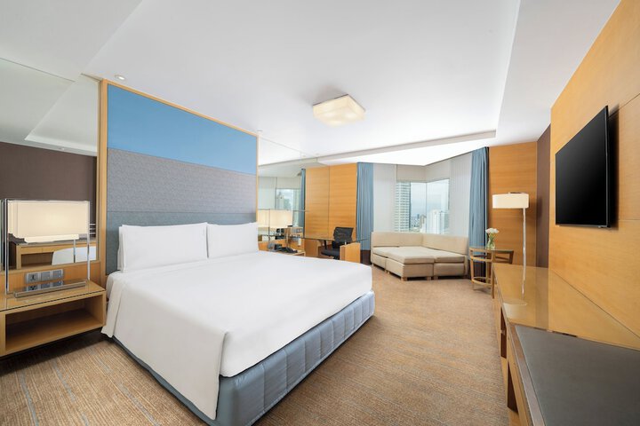 Room 30 of 151